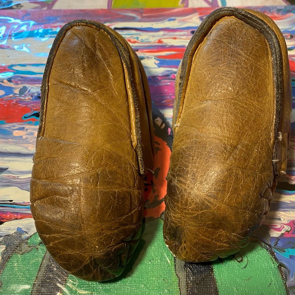 VTG Hand Made Native American Baby Moccasins - Picture 2 of 8